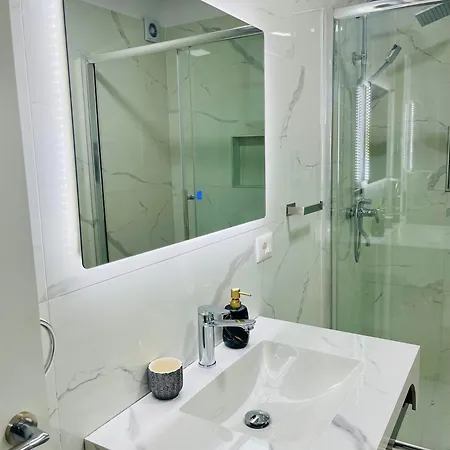 Apartment Albis 2