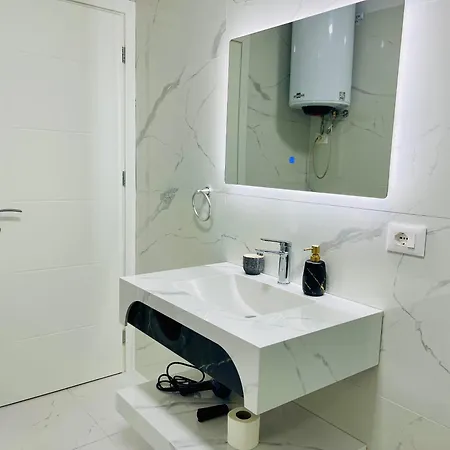 Albis 2 Apartment